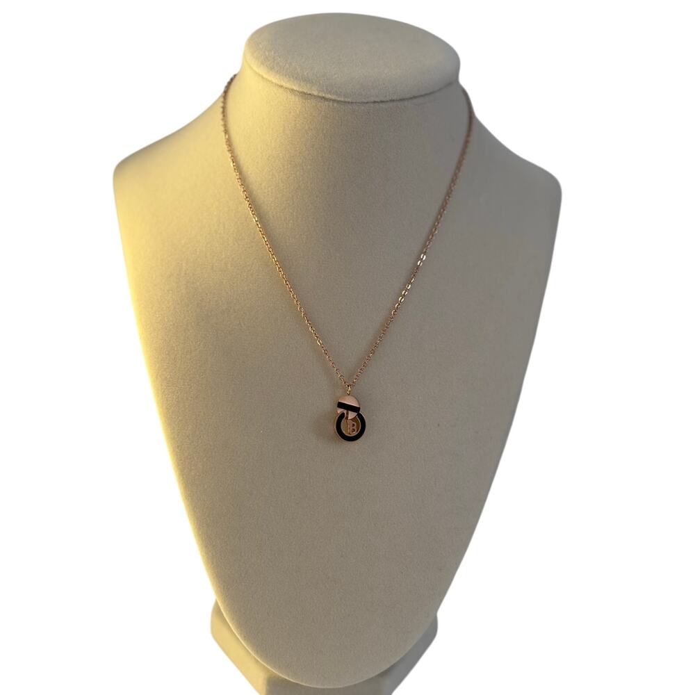 Rose Gold Initial Pendant Necklace Minimalist Letter Charm Jewelry - Picture 5 of 7